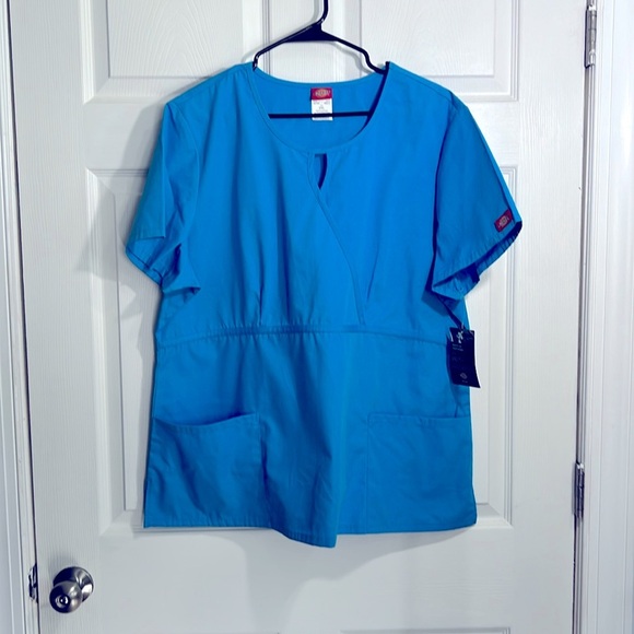 NWT - Dickies Scrub Shirt Women's Size 2XL, Style 82708, Malibu Blue.. - Picture 1 of 7